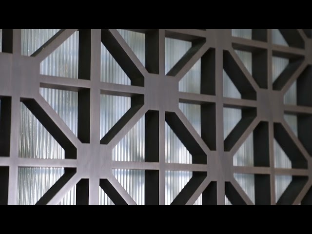 şirket videoları Hakkında 1219X2438mm Metal Surface Stainless Steel Room Divider For Hotel Lobby Partition